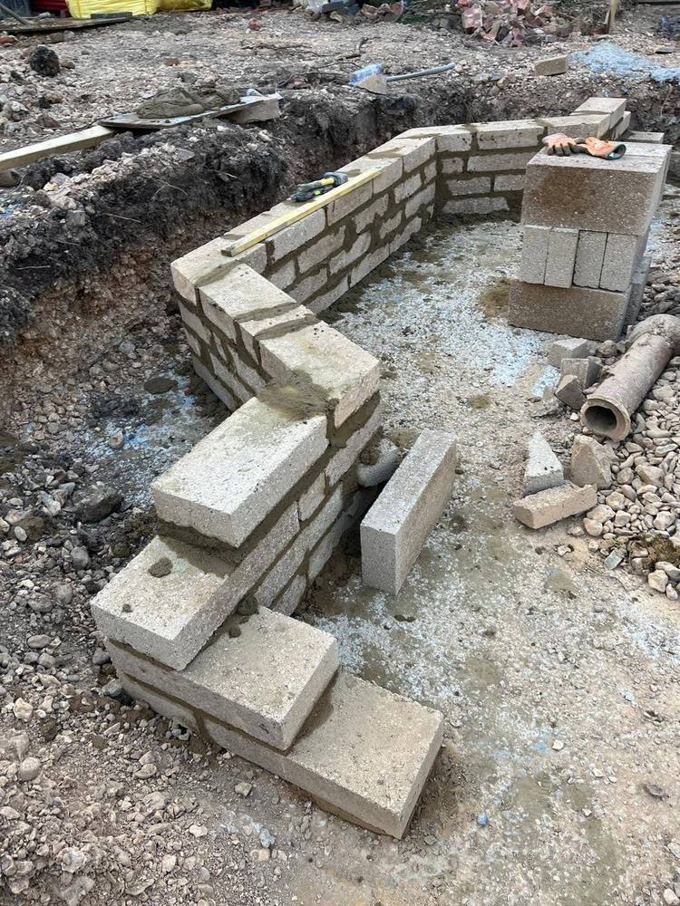 Blockwork corner built off the concrete foundation